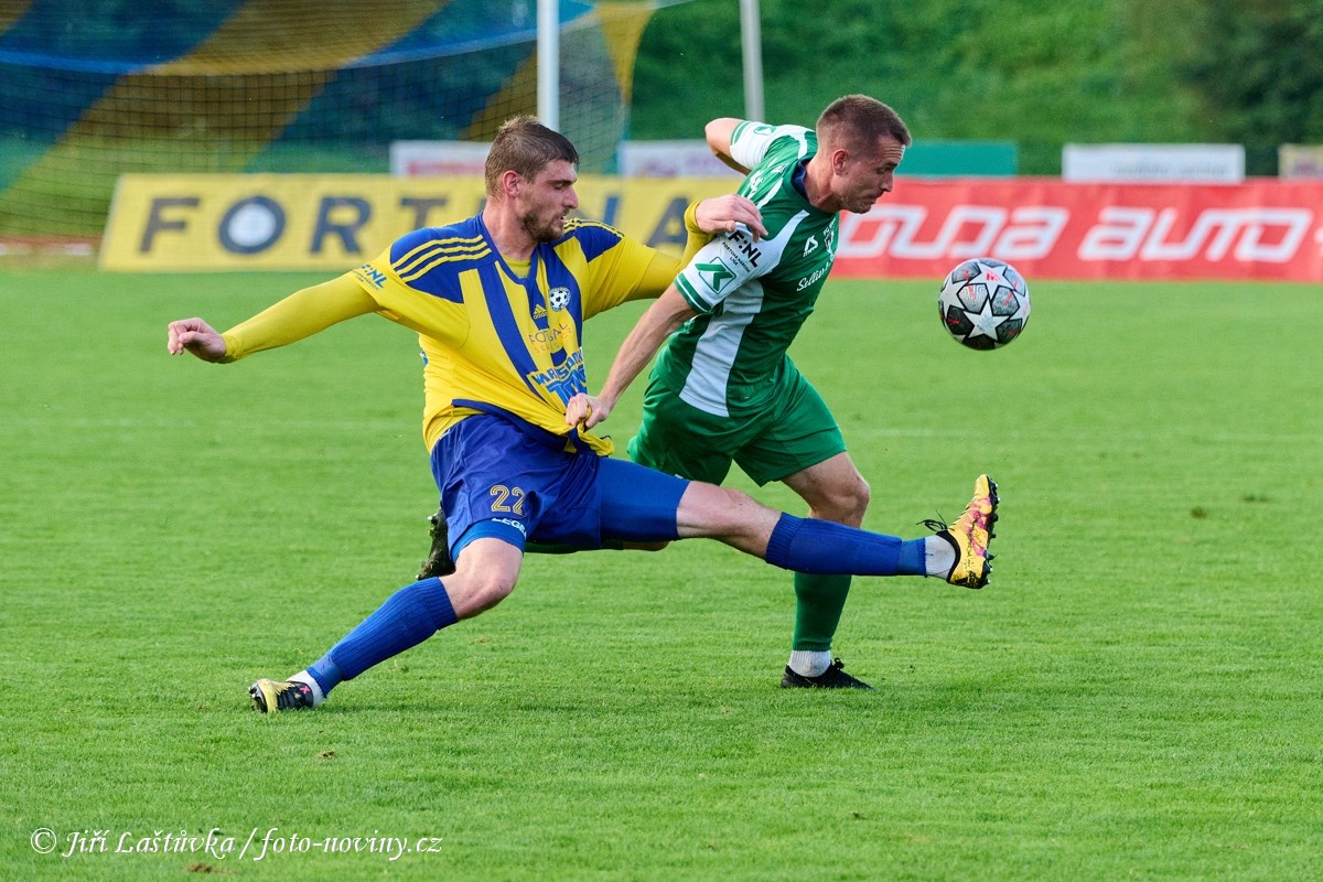 FK Varnsdorf - FC Sellier & Bellot Vlašim 3:1 (2:0) - 12.9.2021 - Varnsdorf